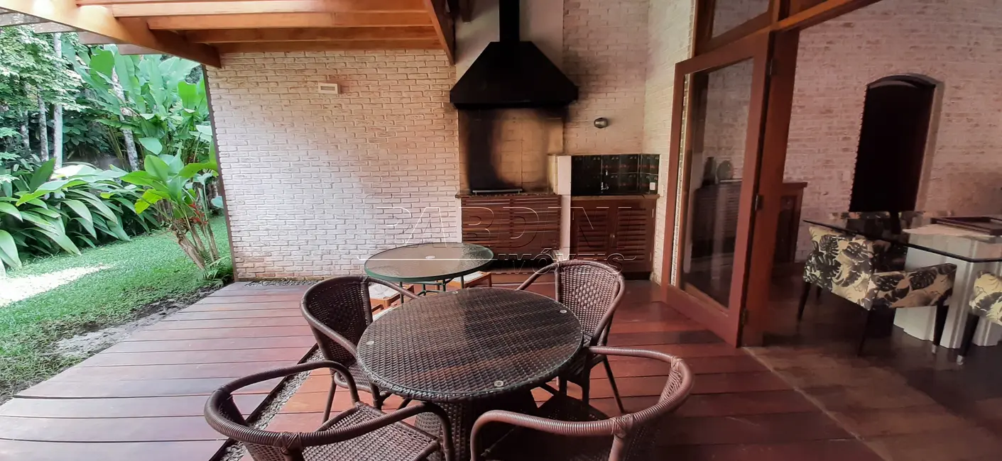 Foto 8 de Casa de Condomínio com 4 quartos à venda, 217m2 em Ubatuba - SP