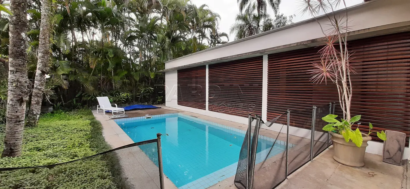 Foto 5 de Casa de Condomínio com 5 quartos à venda, 180m2 em Ubatuba - SP