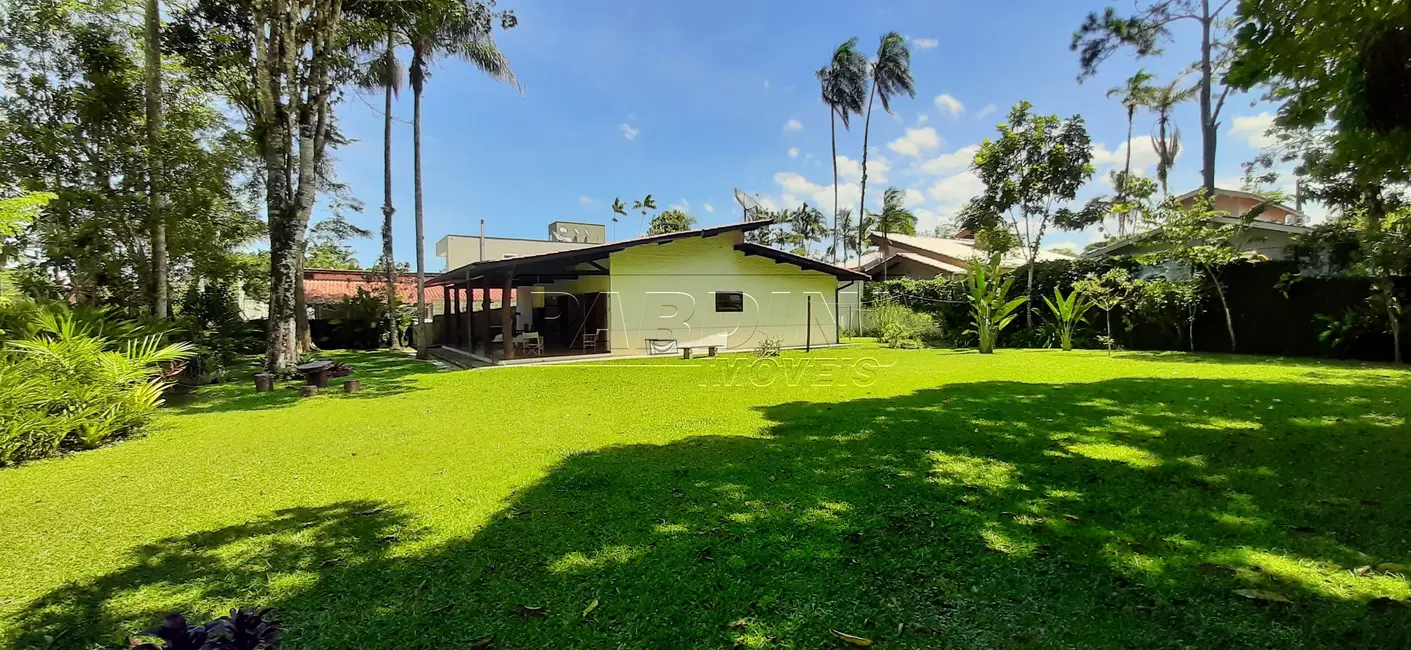 Foto 3 de Casa de Condomínio com 5 quartos à venda, 189m2 em Ubatuba - SP