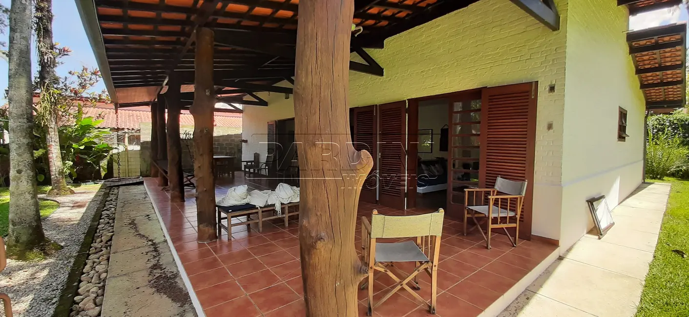 Foto 7 de Casa de Condomínio com 5 quartos à venda, 189m2 em Ubatuba - SP