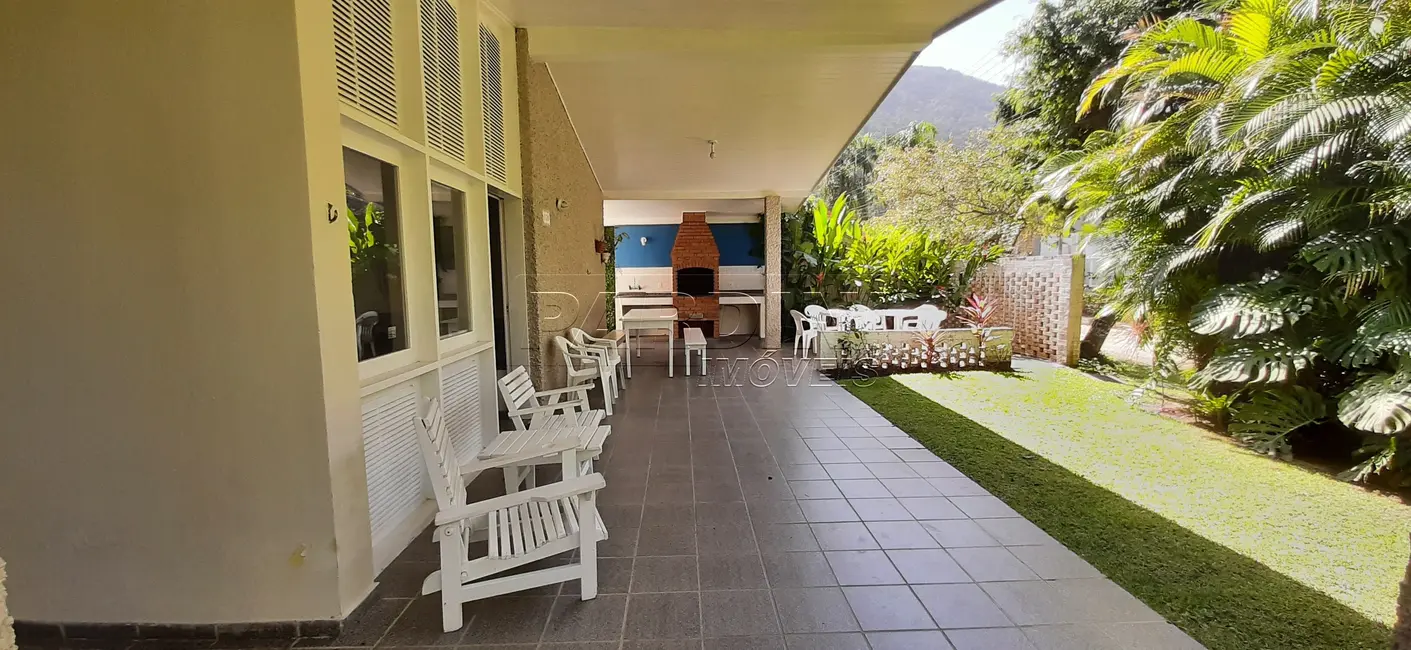 Foto 8 de Casa de Condomínio com 4 quartos à venda, 192m2 em Ubatuba - SP