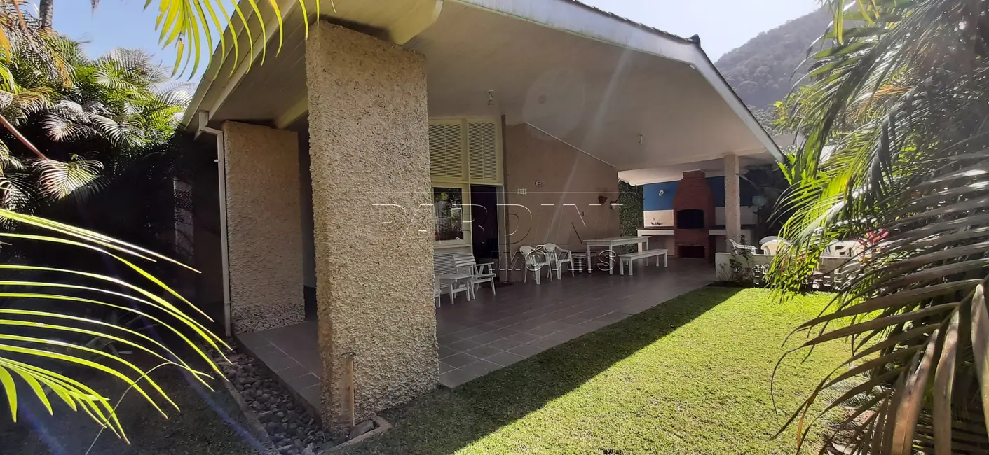 Foto 2 de Casa de Condomínio com 4 quartos à venda, 192m2 em Ubatuba - SP