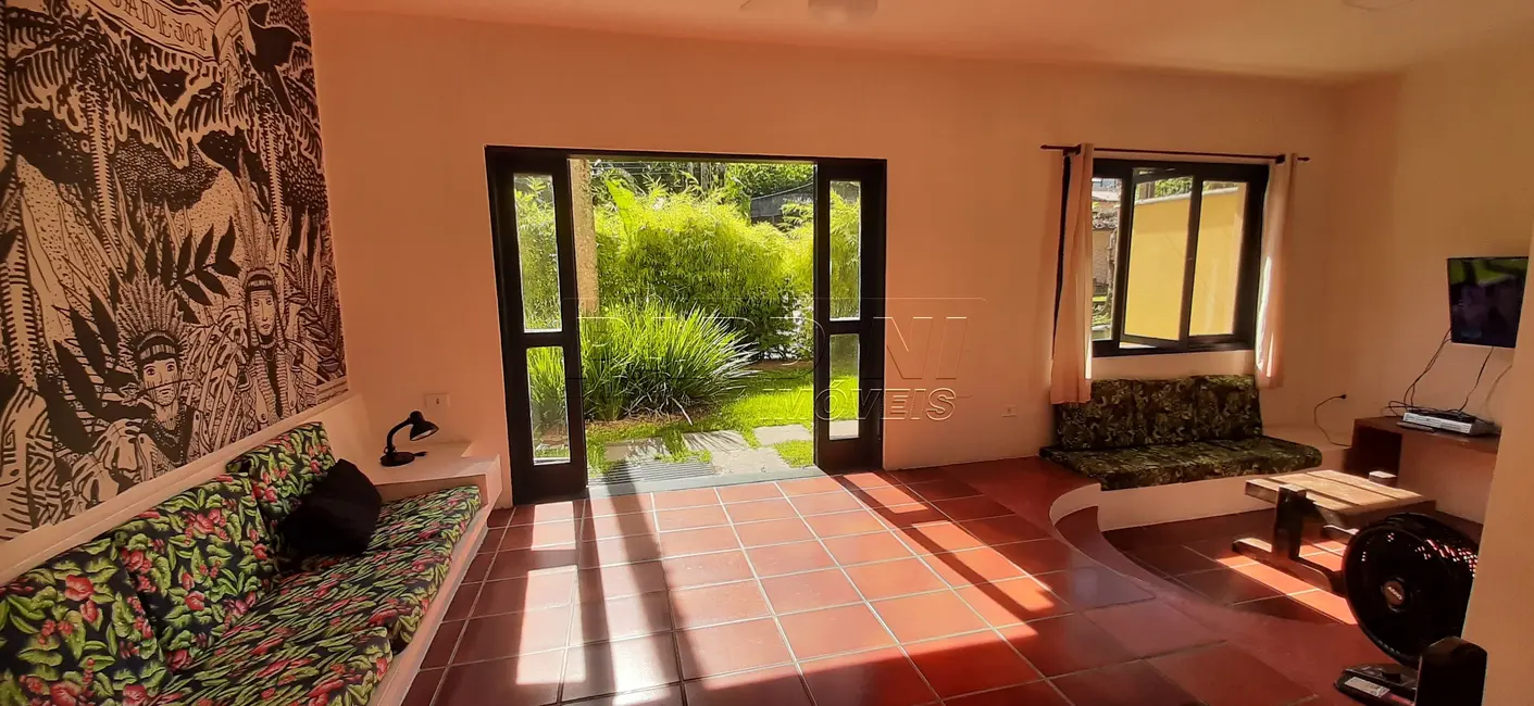 Foto 8 de Casa de Condomínio com 5 quartos à venda, 142m2 em Ubatuba - SP