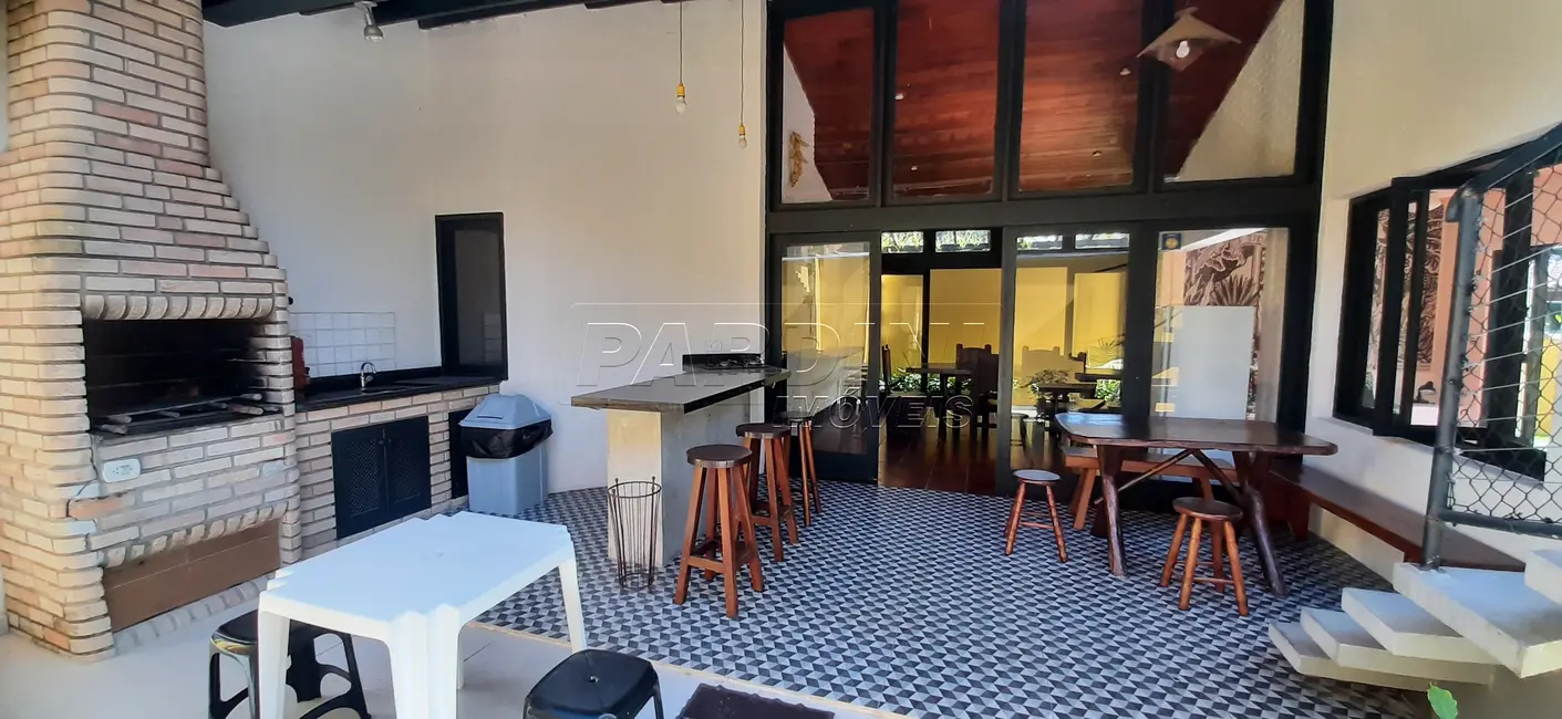 Foto 3 de Casa de Condomínio com 5 quartos à venda, 142m2 em Ubatuba - SP