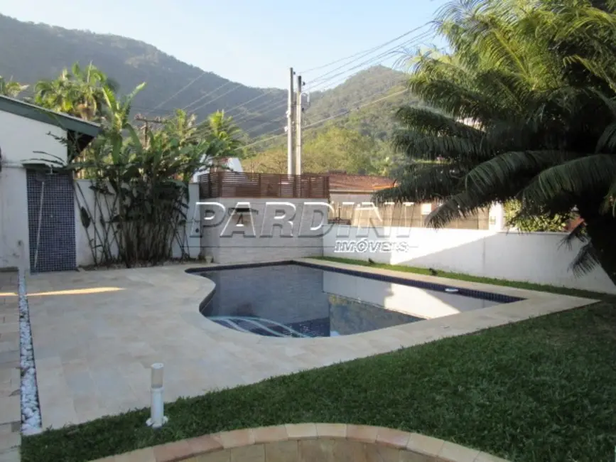 Foto 3 de Casa de Condomínio com 4 quartos à venda, 275m2 em Ubatuba - SP