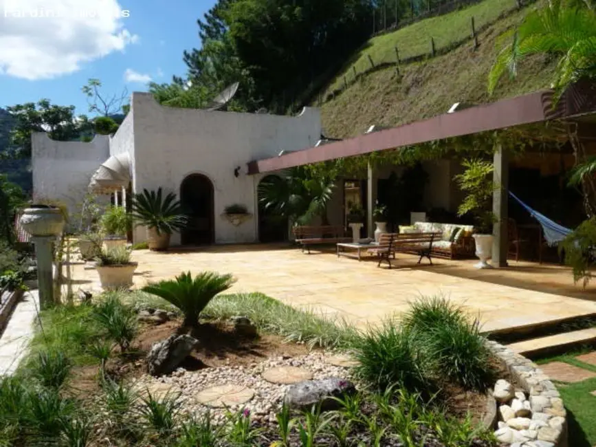 Foto 4 de Casa com 5 quartos à venda em Ubatuba - SP