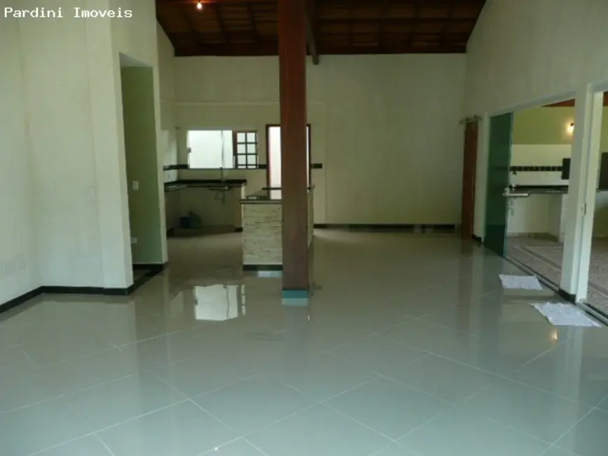 Foto 3 de Casa de Condomínio com 3 quartos à venda, 238m2 em Ubatuba - SP