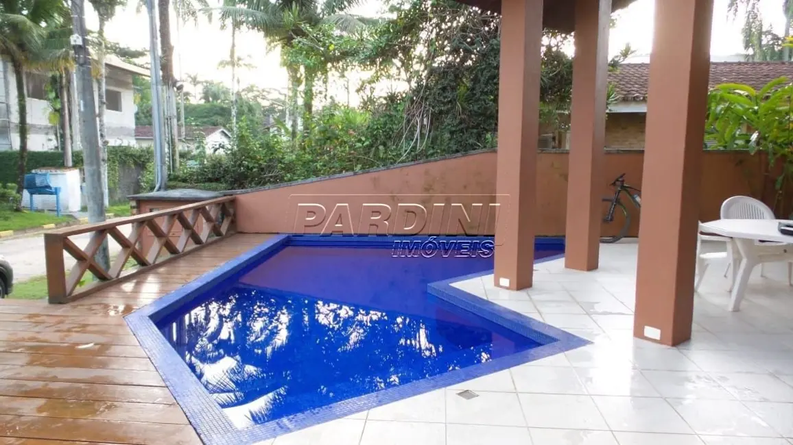 Foto 1 de Casa de Condomínio com 4 quartos à venda, 350m2 em Ubatuba - SP
