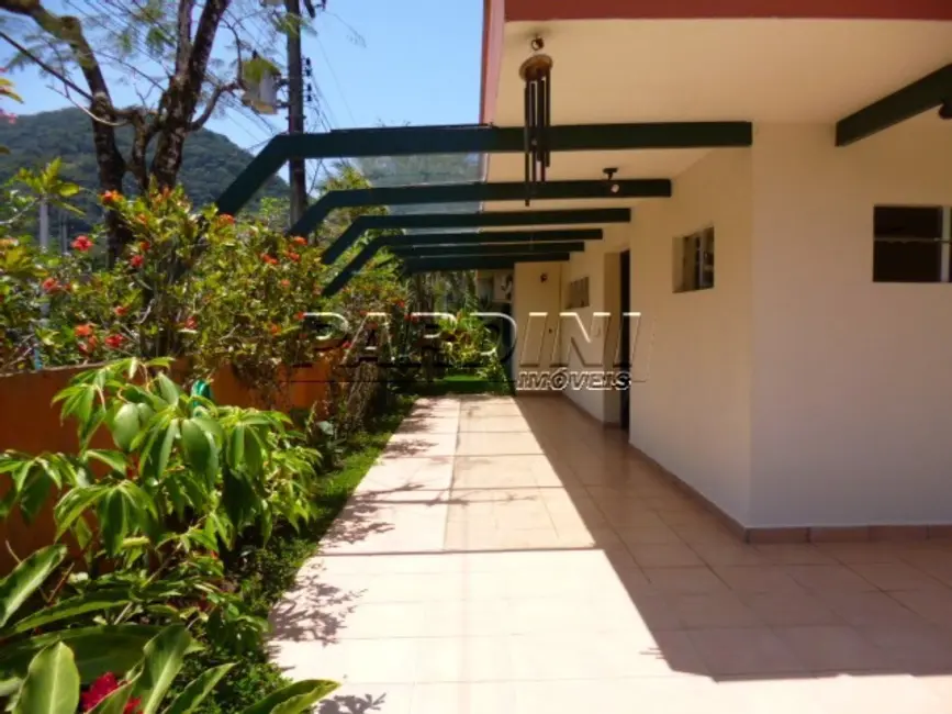 Foto 3 de Casa de Condomínio com 4 quartos à venda, 111m2 em Ubatuba - SP