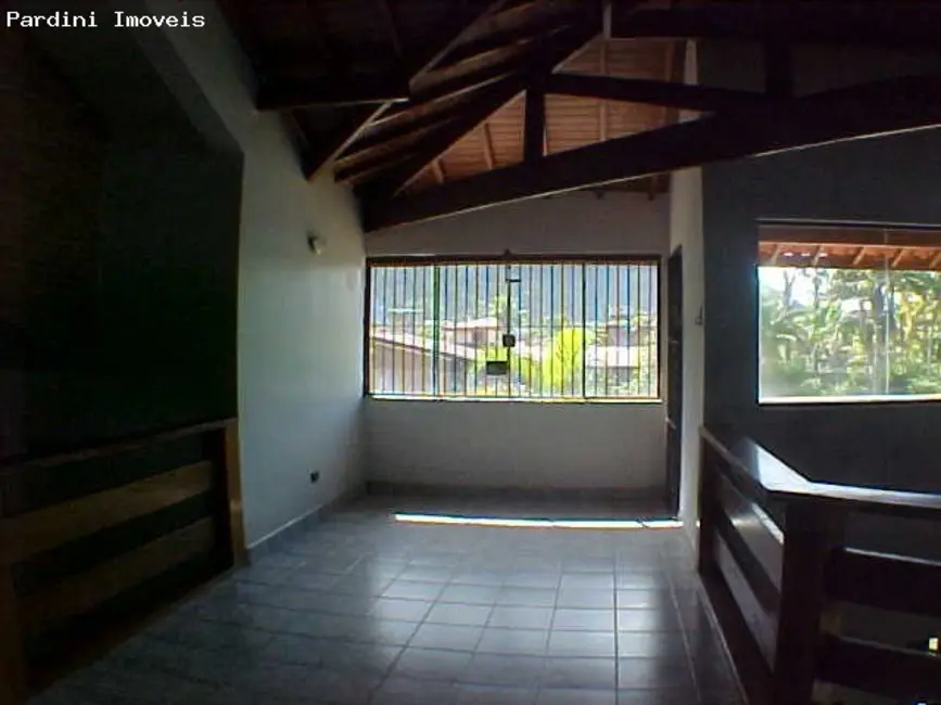Foto 9 de Casa com 4 quartos à venda, 350m2 em Ubatuba - SP