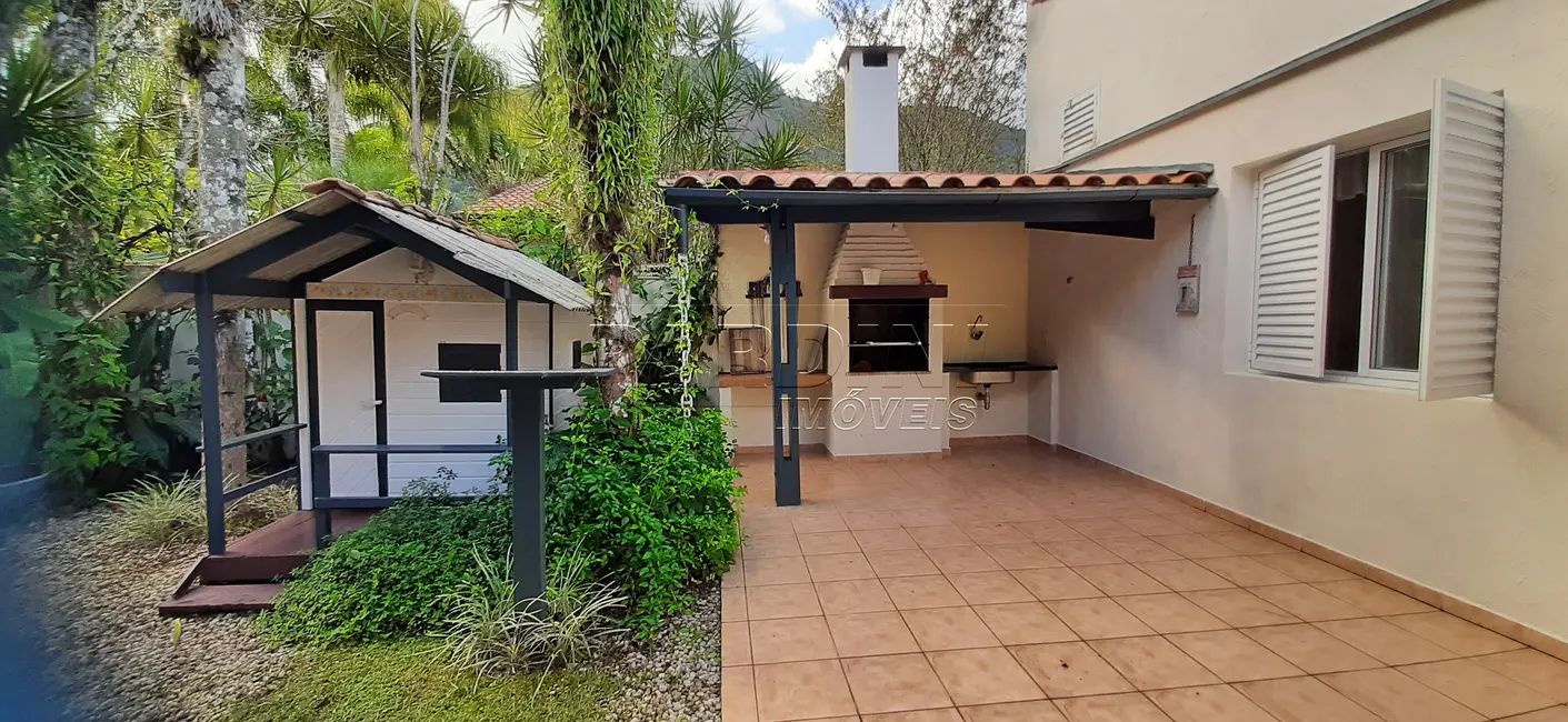 Foto 5 de Casa de Condomínio com 4 quartos à venda, 165m2 em Ubatuba - SP