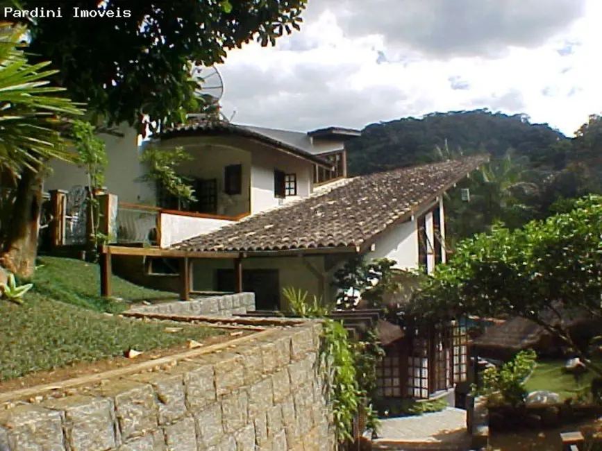 Foto 2 de Casa de Condomínio com 4 quartos à venda, 700m2 em Ubatuba - SP
