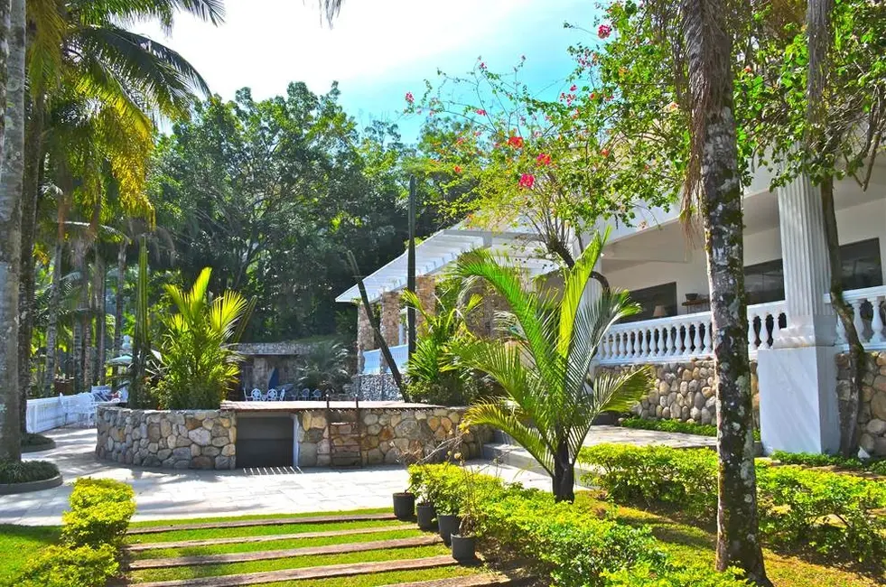 Foto 6 de Casa de Condomínio com 6 quartos à venda, 990m2 em Ubatuba - SP