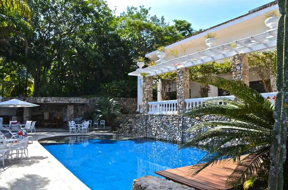 Foto 5 de Casa de Condomínio com 6 quartos à venda, 990m2 em Ubatuba - SP