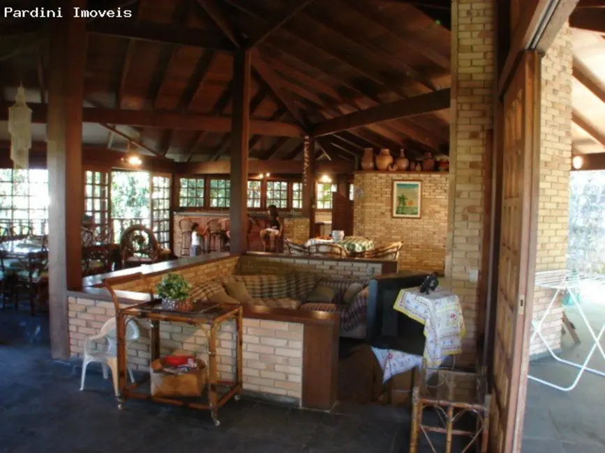 Foto 3 de Casa de Condomínio com 4 quartos à venda, 300m2 em Ubatuba - SP