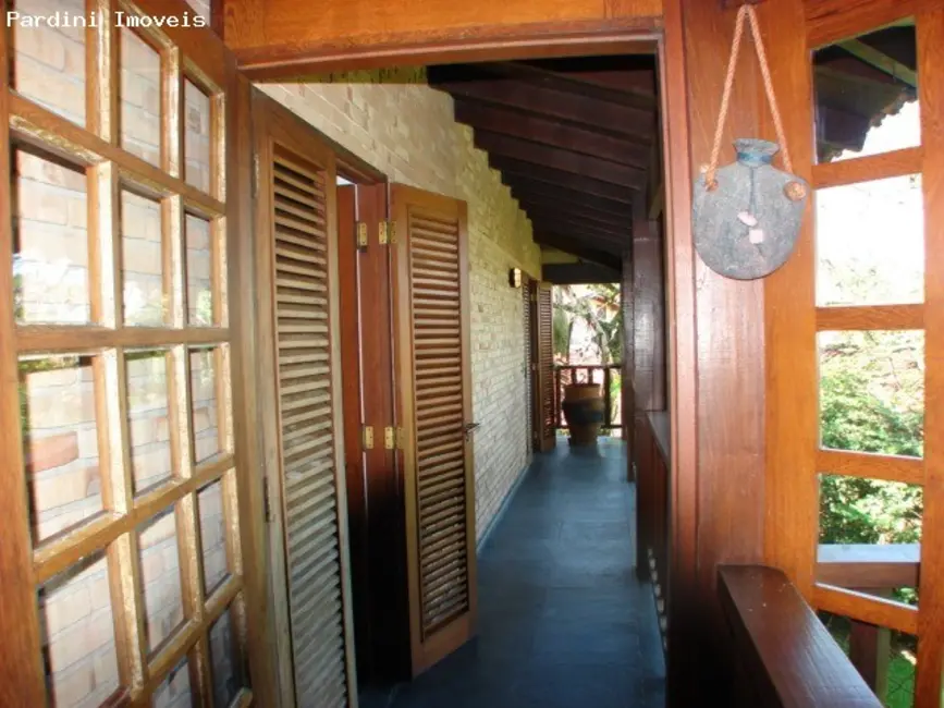 Foto 6 de Casa de Condomínio com 4 quartos à venda, 300m2 em Ubatuba - SP