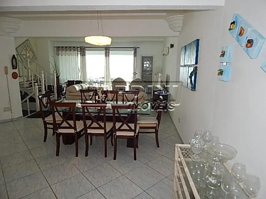 Apartamento com 4 quartos à venda, 280m2 em Ubatuba - SP - imagem 3 Foto 3 de Apartamento com 4 quartos à venda, 280m2 em Ubatuba - SP