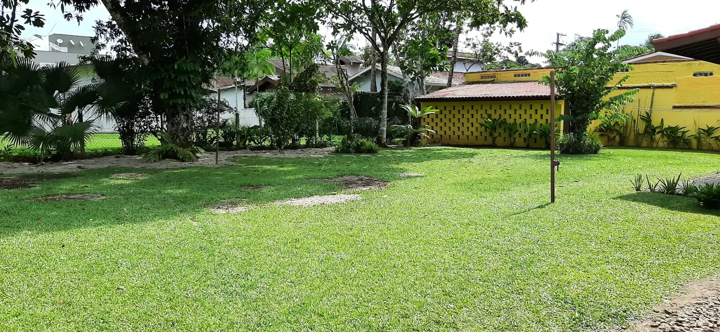 Foto 4 de Casa de Condomínio com 5 quartos à venda, 200m2 em Ubatuba - SP