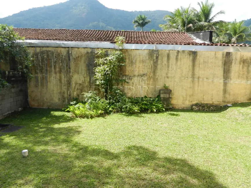 Foto 4 de Casa de Condomínio com 3 quartos à venda, 213m2 em Ubatuba - SP