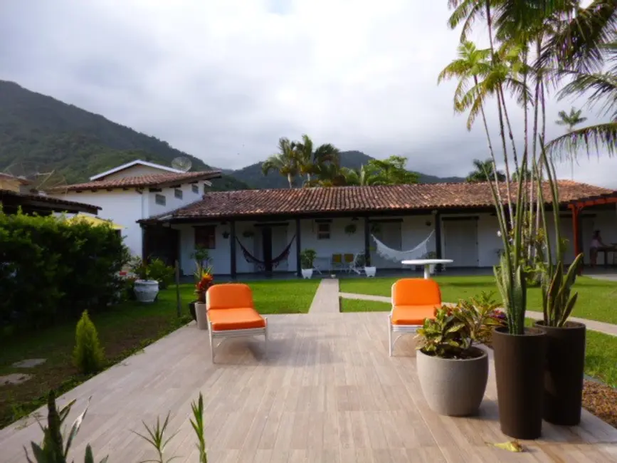 Foto 8 de Casa com 4 quartos à venda, 178m2 em Ubatuba - SP