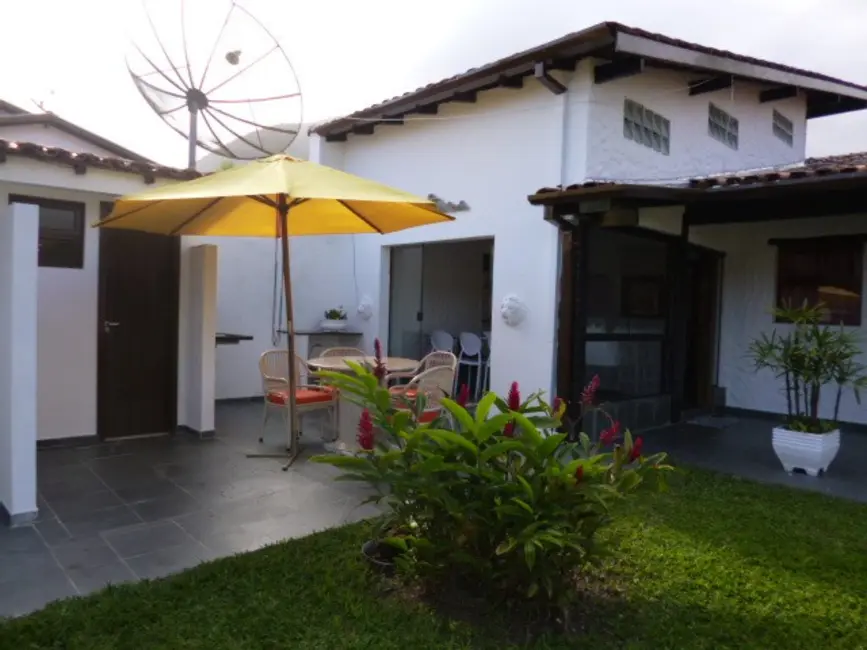 Foto 9 de Casa com 4 quartos à venda, 178m2 em Ubatuba - SP