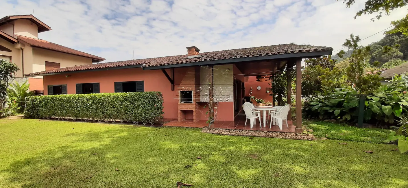 Foto 3 de Casa de Condomínio com 3 quartos à venda, 125m2 em Ubatuba - SP