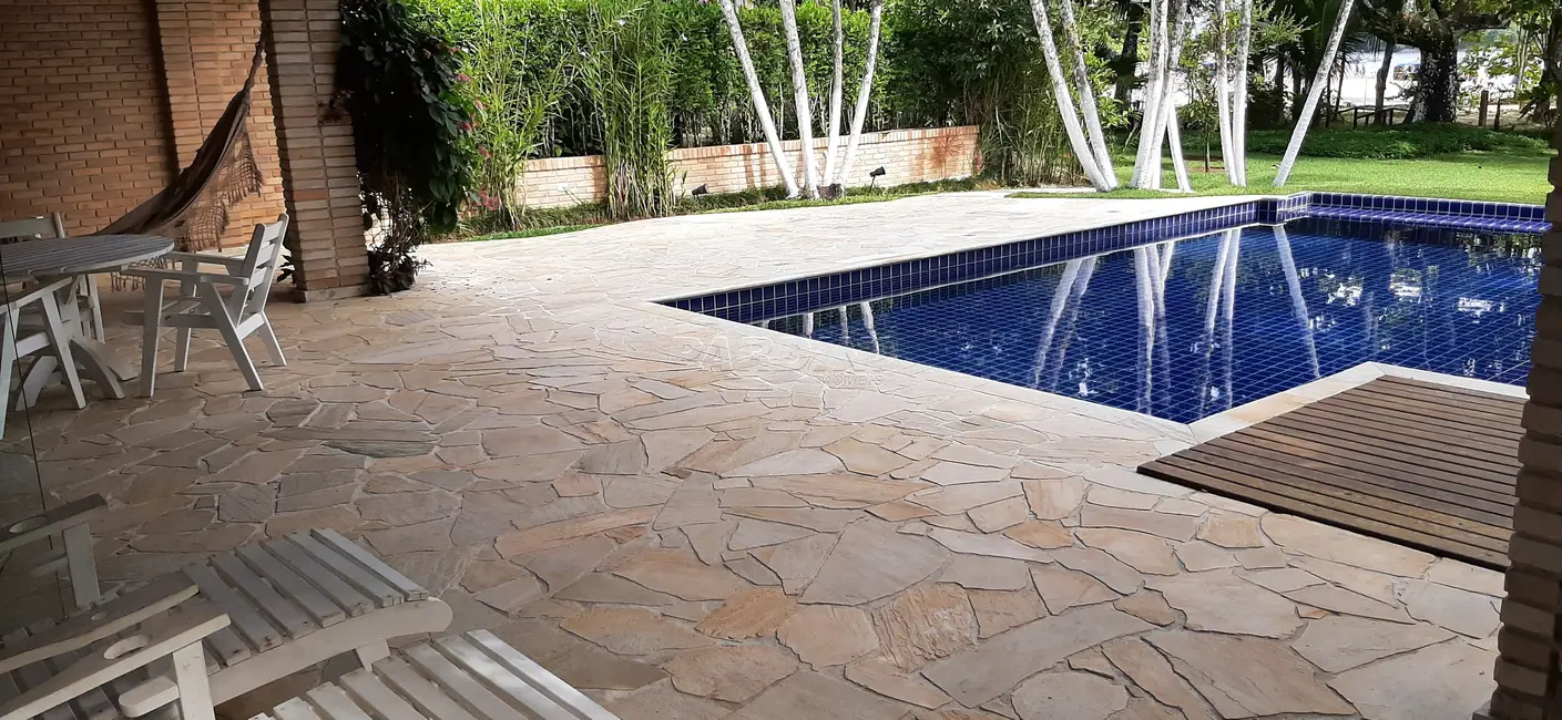 Foto 4 de Casa de Condomínio com 4 quartos à venda, 215m2 em Ubatuba - SP