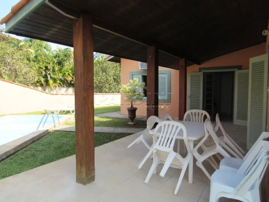 Foto 9 de Casa de Condomínio com 6 quartos à venda, 236m2 em Ubatuba - SP