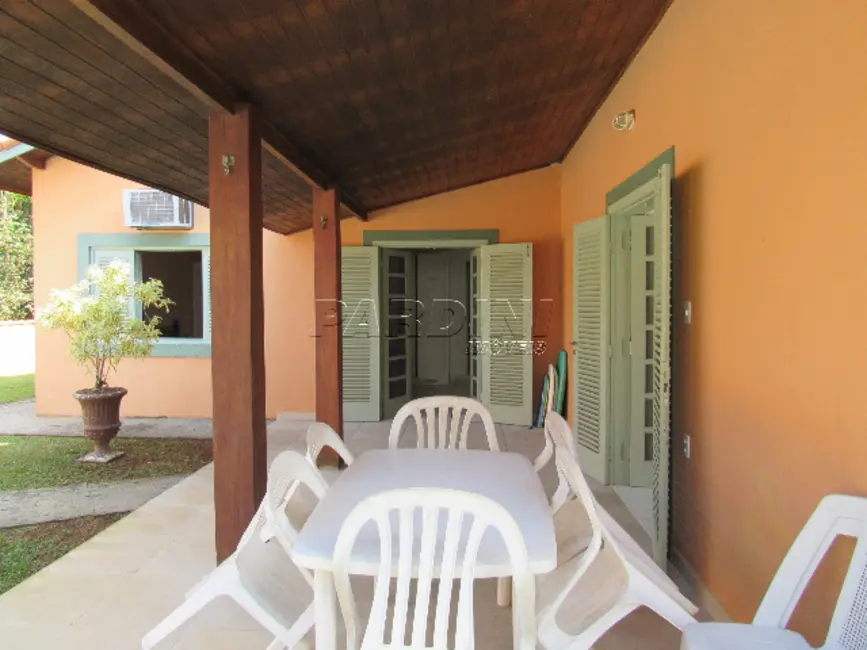 Foto 8 de Casa de Condomínio com 6 quartos à venda, 236m2 em Ubatuba - SP