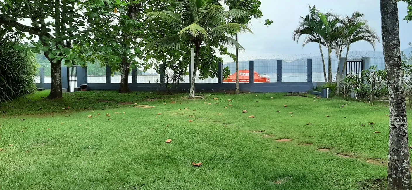 Foto 4 de Casa com 6 quartos à venda, 407m2 em Ubatuba - SP