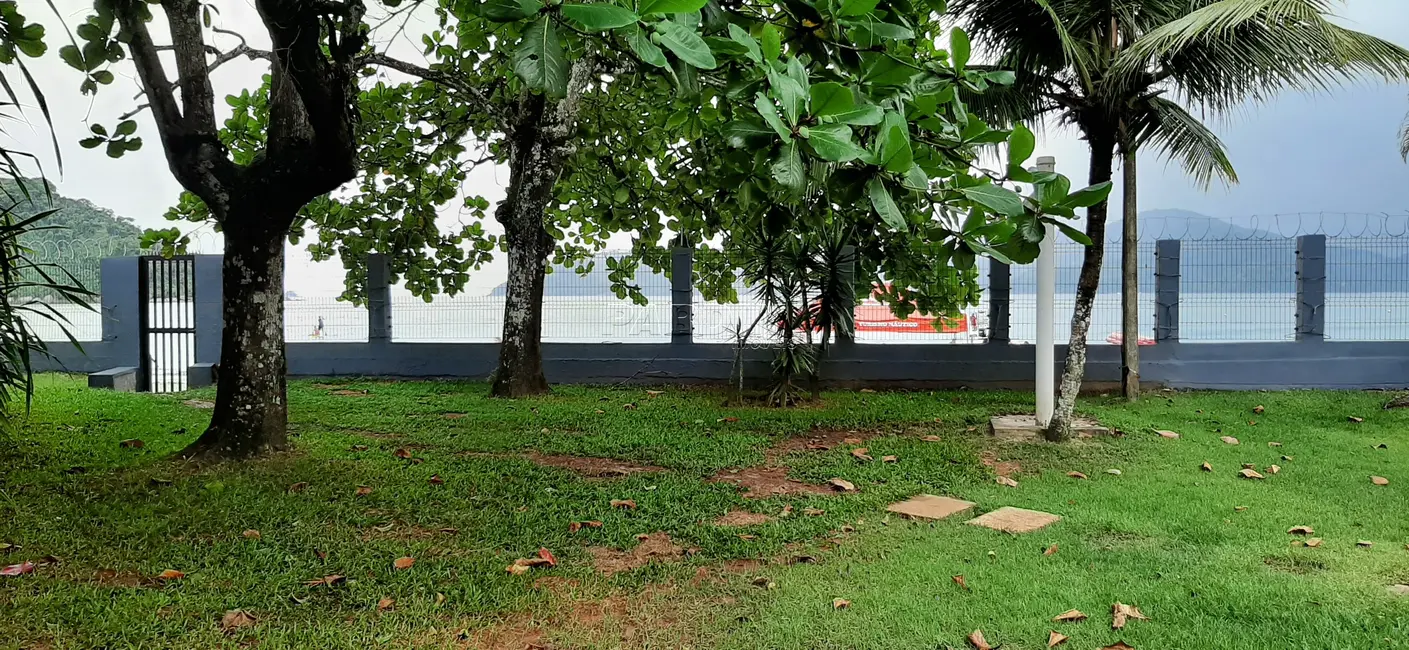 Foto 3 de Casa com 6 quartos à venda, 407m2 em Ubatuba - SP