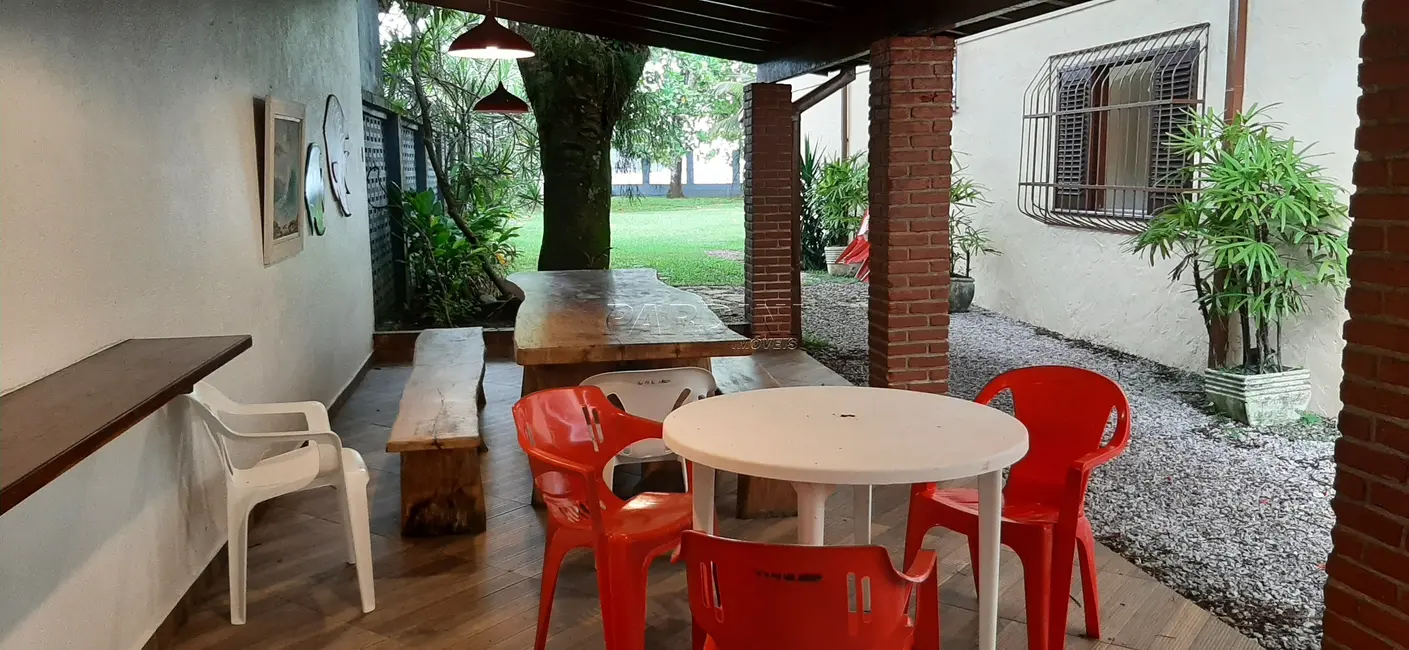Foto 8 de Casa com 6 quartos à venda, 407m2 em Ubatuba - SP