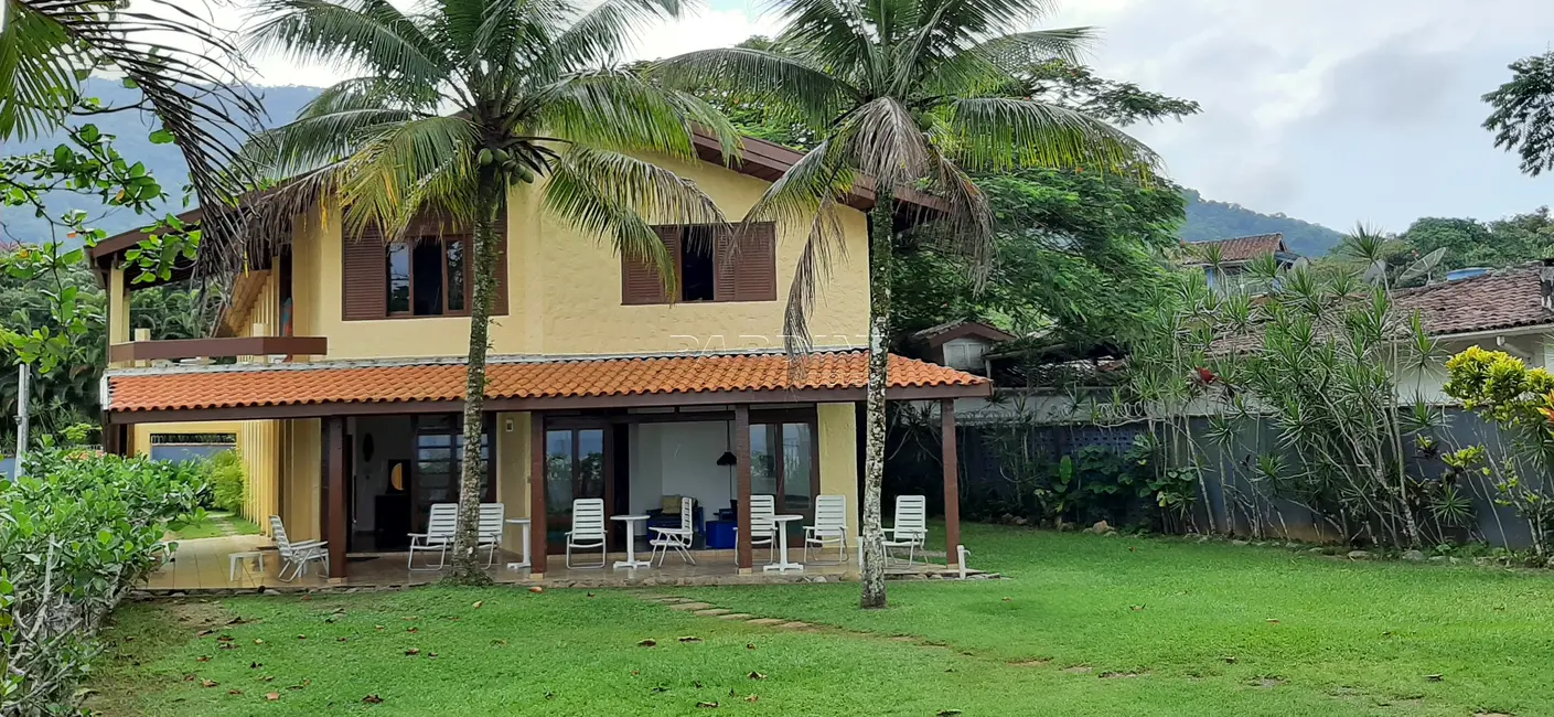 Foto 2 de Casa com 6 quartos à venda, 407m2 em Ubatuba - SP