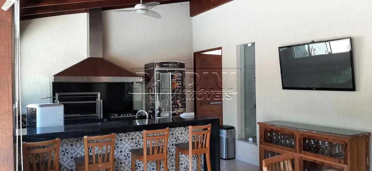 Foto 4 de Casa de Condomínio com 5 quartos à venda, 251m2 em Ubatuba - SP