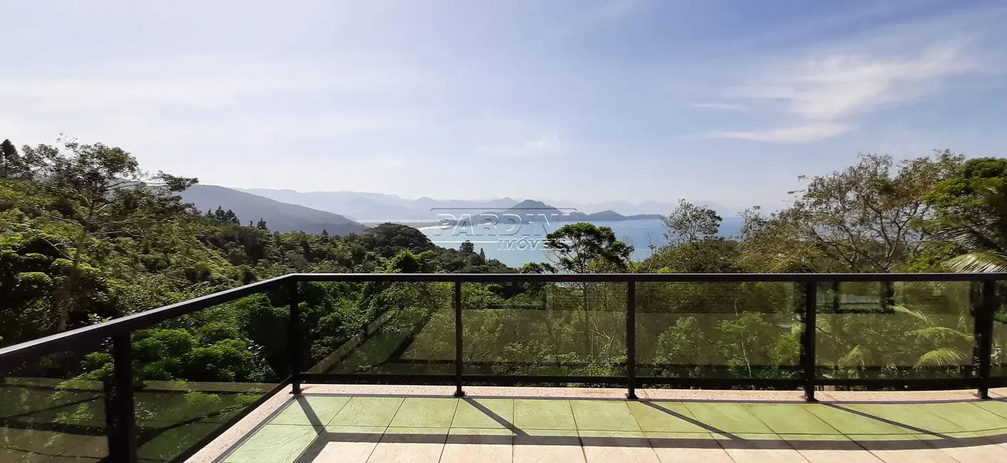 Foto 1 de Casa de Condomínio com 4 quartos à venda, 276m2 em Ubatuba - SP