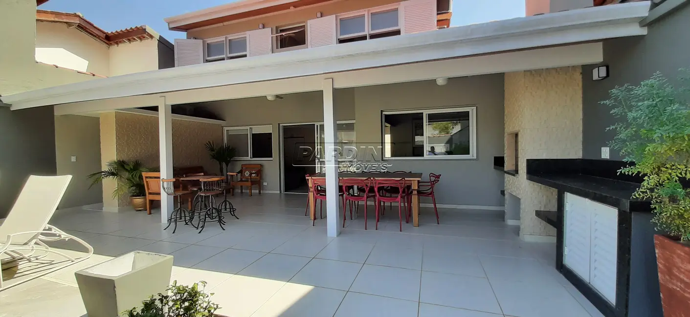 Foto 6 de Casa com 5 quartos à venda, 178m2 em Ubatuba - SP