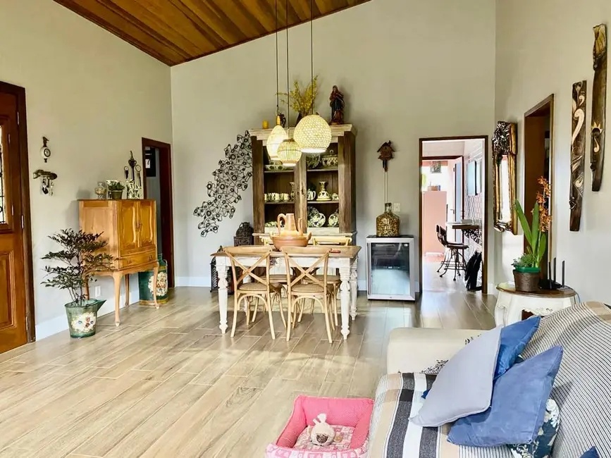 Foto 6 de Casa de Condomínio com 3 quartos à venda, 138m2 em Ubatuba - SP