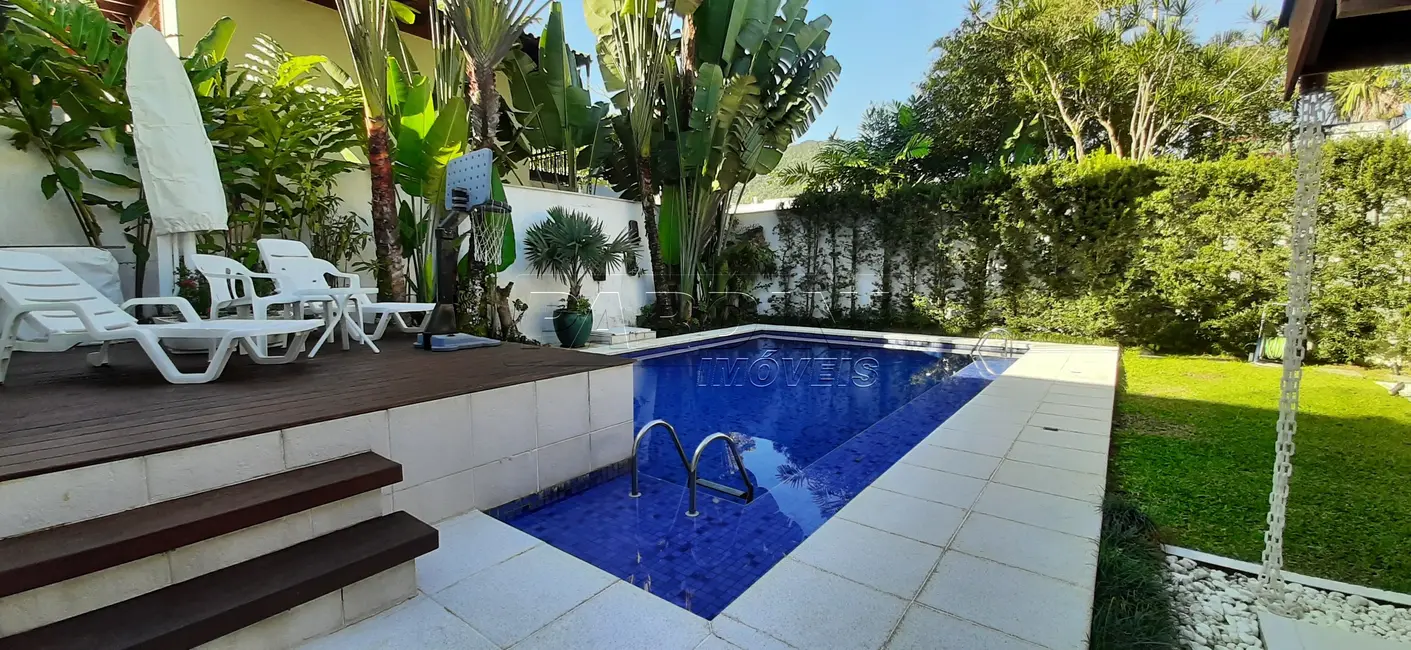 Foto 5 de Casa de Condomínio com 5 quartos à venda, 421m2 em Ubatuba - SP