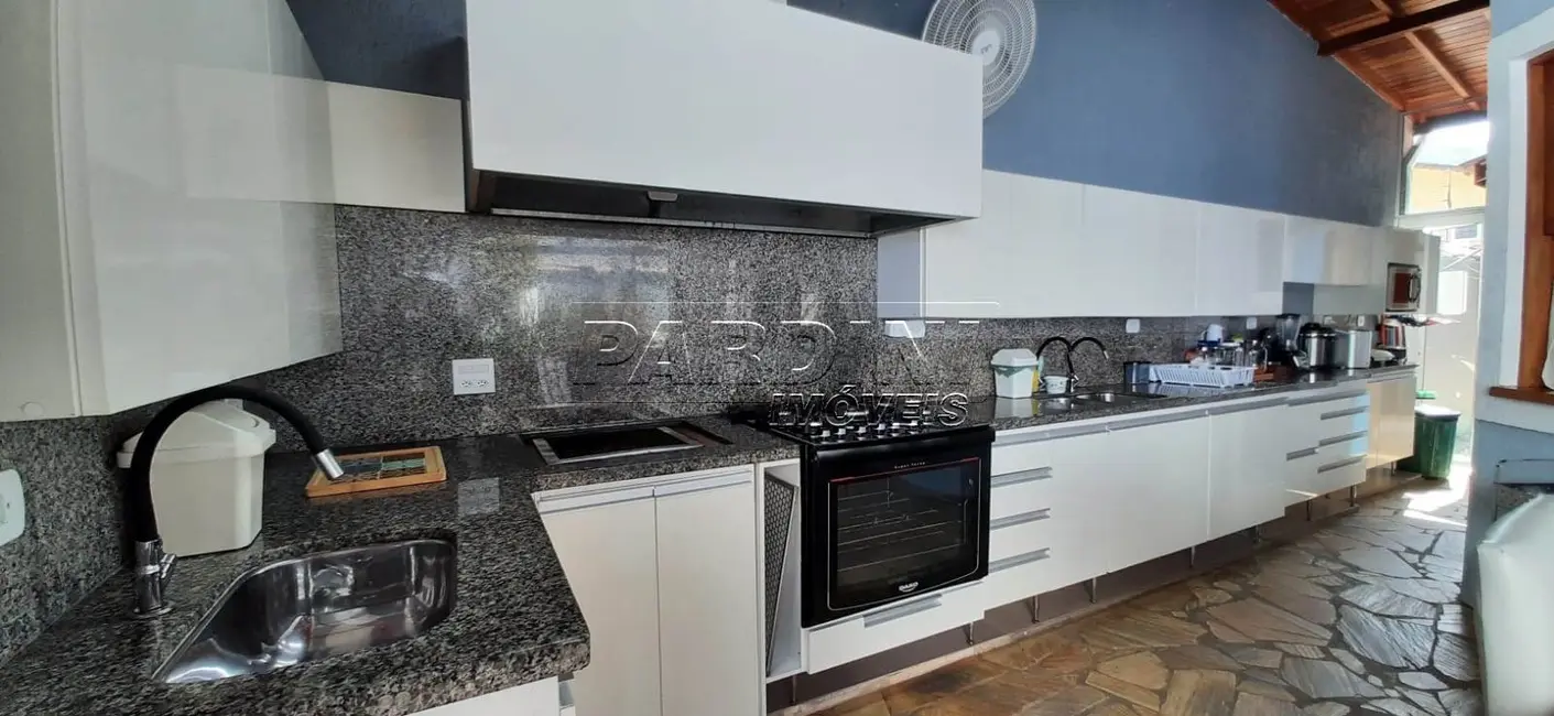 Foto 9 de Casa com 4 quartos à venda, 200m2 em Ubatuba - SP