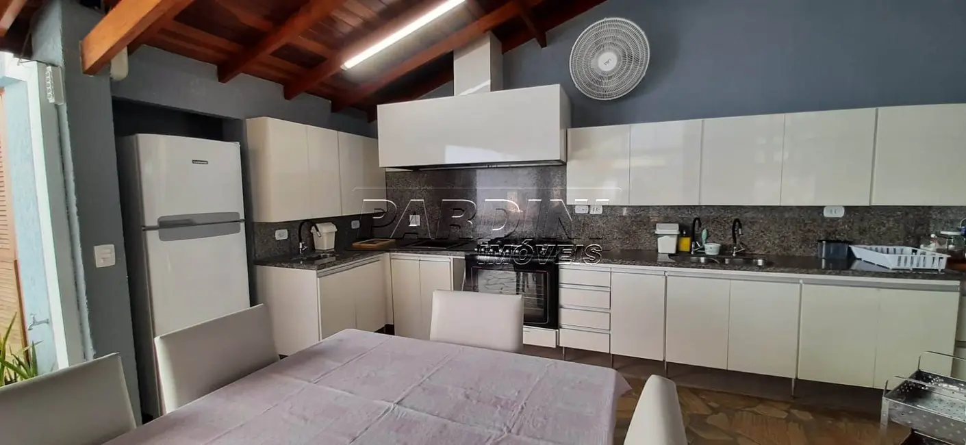 Foto 8 de Casa com 4 quartos à venda, 200m2 em Ubatuba - SP