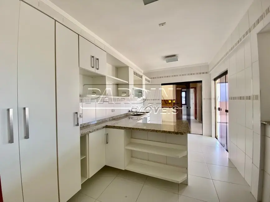 Foto 2 de Apartamento com 3 quartos à venda, 200m2 em Ubatuba - SP