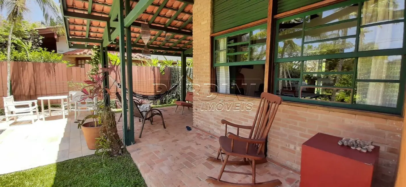 Foto 6 de Casa de Condomínio com 4 quartos à venda, 153m2 em Ubatuba - SP