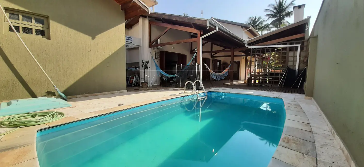 Foto 6 de Casa de Condomínio com 6 quartos à venda, 220m2 em Ubatuba - SP