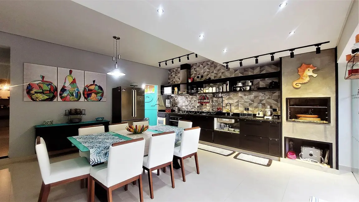 Casa de Condomínio com 5 quartos à venda, 143m2 em Ubatuba - SP - imagem 1 Foto 1 de Casa de Condomínio com 5 quartos à venda, 143m2 em Ubatuba - SP