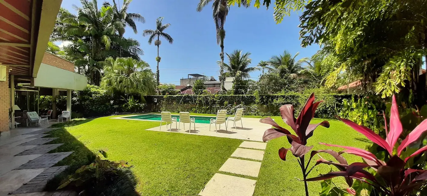 Foto 6 de Casa de Condomínio com 5 quartos à venda em Ubatuba - SP