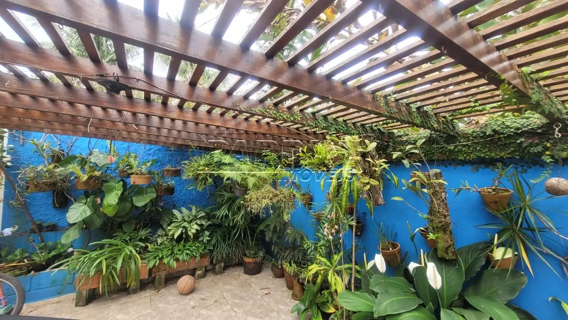 Foto 1 de Casa com 4 quartos à venda, 203m2 em Ubatuba - SP