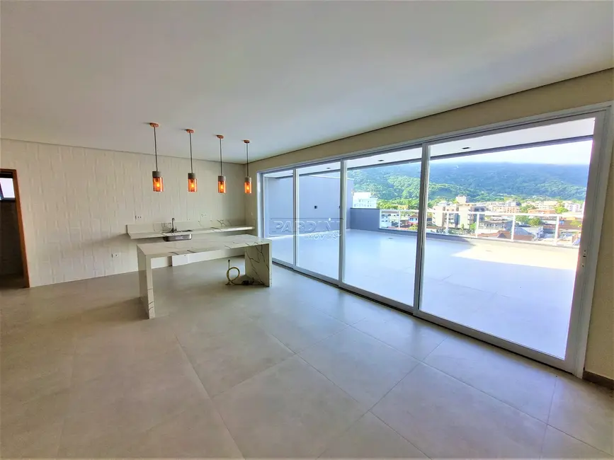 Foto 3 de Apartamento com 3 quartos à venda, 210m2 em Centro, Ubatuba - SP
