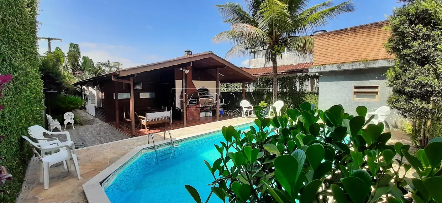 Foto 2 de Casa com 3 quartos à venda, 116m2 em Ubatuba - SP