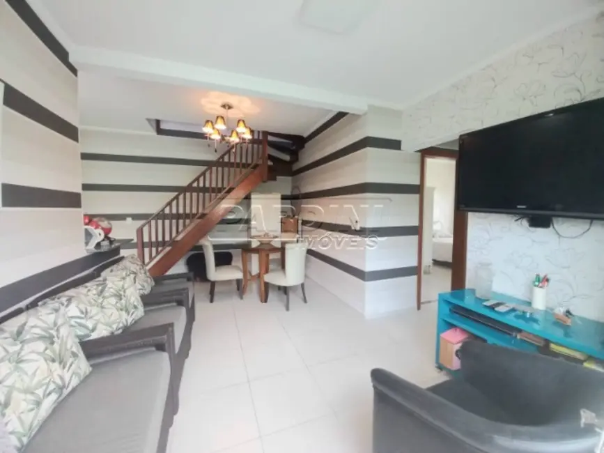 Foto 1 de Apartamento com 3 quartos à venda, 141m2 em Ubatuba - SP