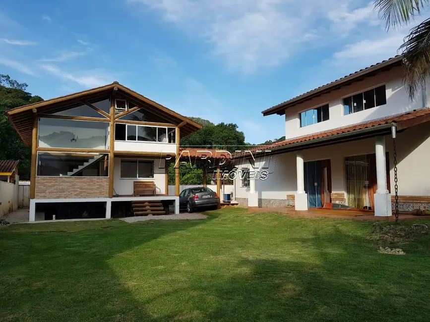 Foto 1 de Casa com 5 quartos à venda, 380m2 em Ubatuba - SP